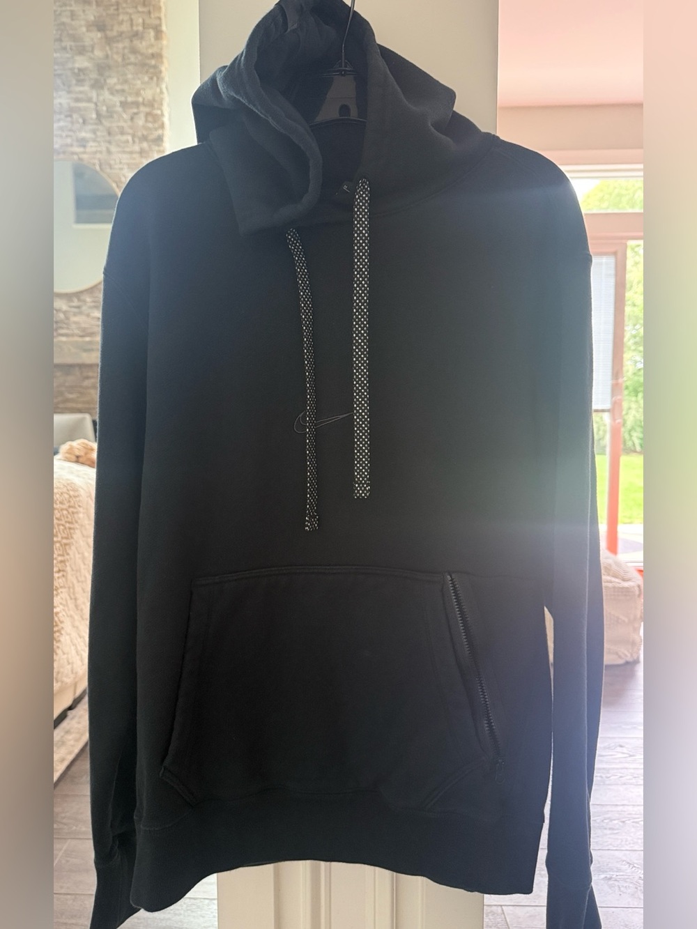 Nike Black Basketball Hoodie Subtle Swoosh and Contrast Drawcords with Pocket M